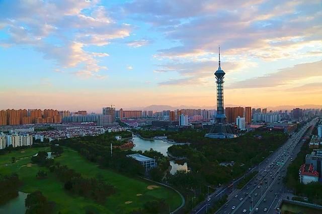 河北精彩活动，嘉宾与观众共襄盛举