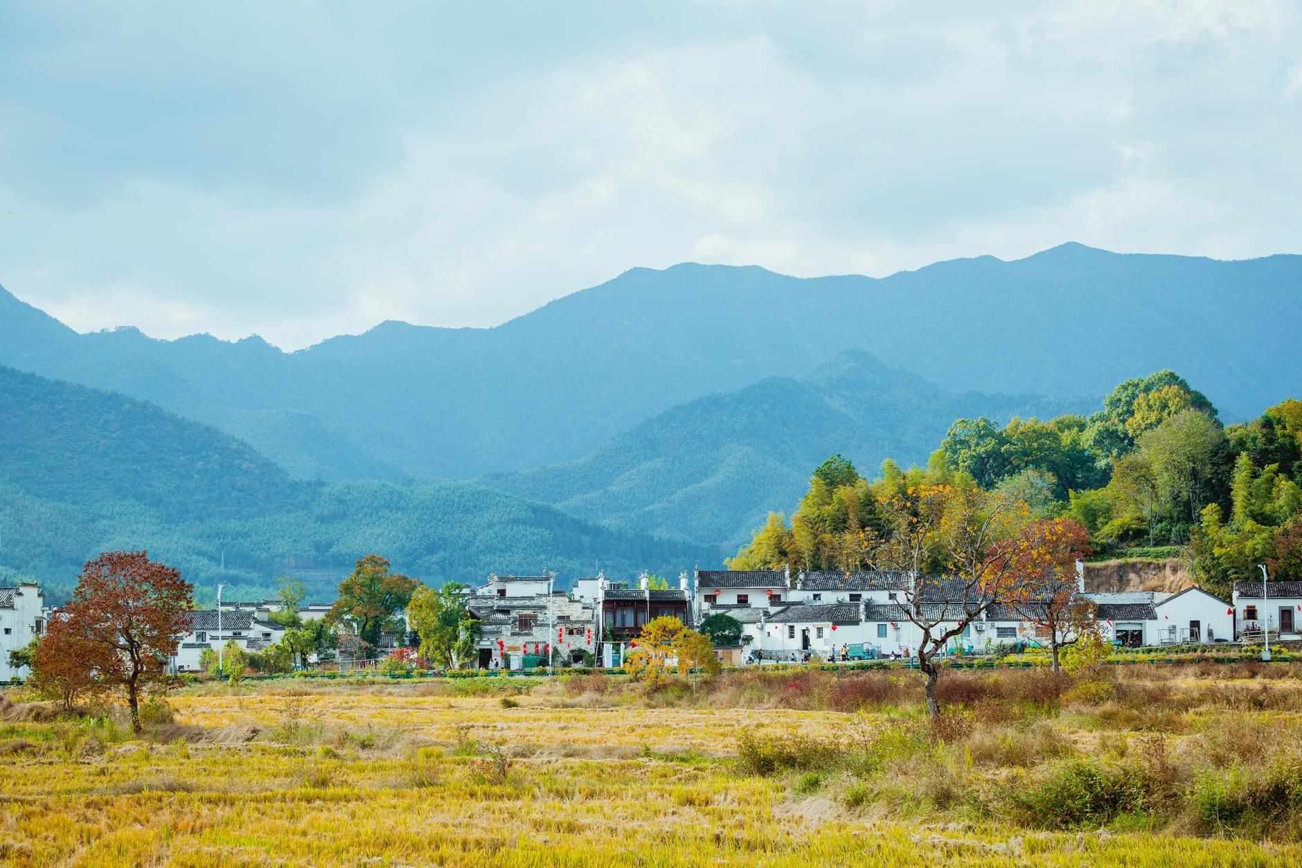 皖江烟雨赋，古韵悠长安徽情